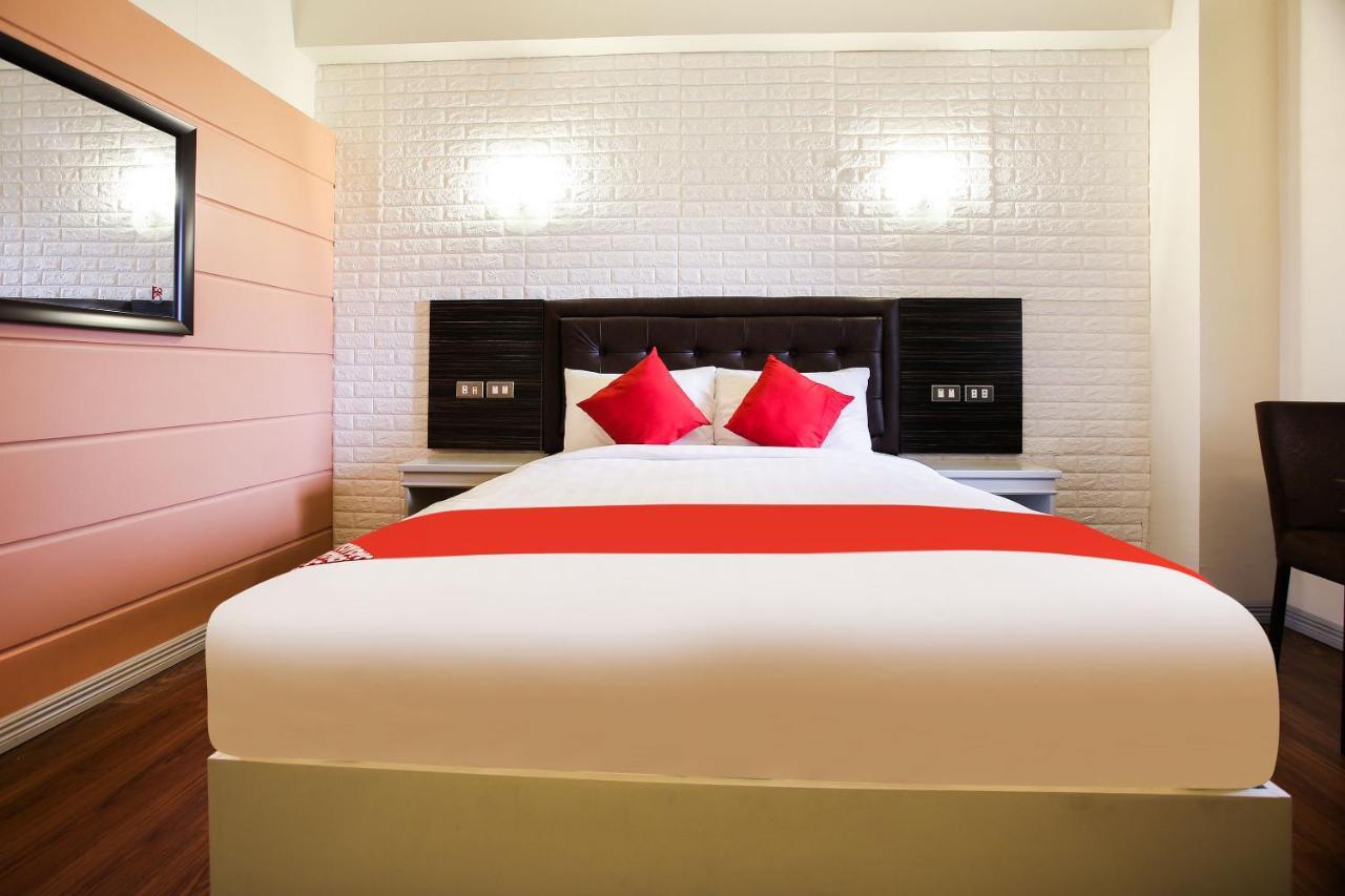 Super Oyo Capital O 786 Kwe Hotel And Resort Angeles Exteriér fotografie